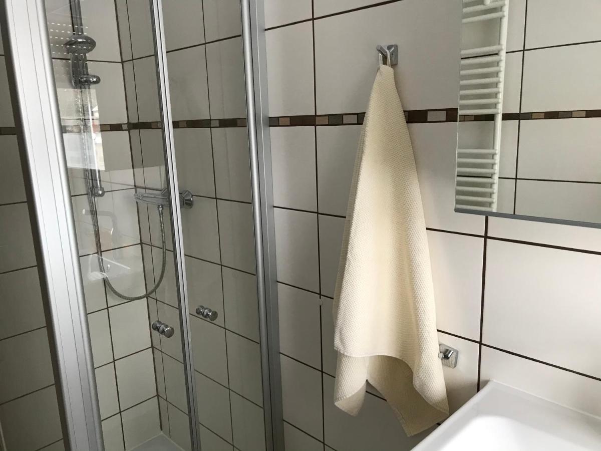 Ferienwohnung Von Paris Petersberg  ภายนอก รูปภาพ