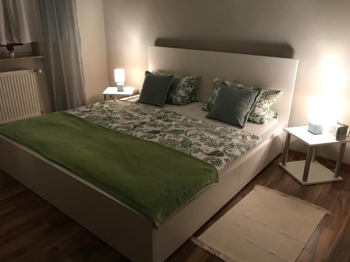 Ferienwohnung Von Paris Petersberg  ภายนอก รูปภาพ